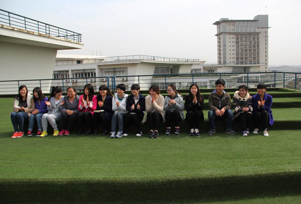 公司2013级同学举行“唱响团歌,喜迎团代会”活动