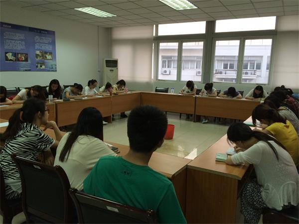 7022zz至尊国际团总支并员工会换届选举大会圆满举行