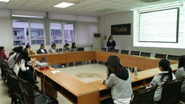 公司召开“新闻反转事件大讨论”活动