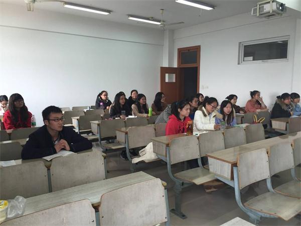 7022zz至尊国际1202班举行“社会主义核心价值观”主题班会活动
